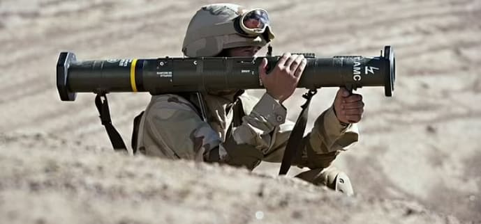 영국, 러시아 전쟁 억지 위해 우크라이나에 군대 보내 VIDEO:British troops are sent to Ukraine: Hi-tech weapons and 'training personnel' are dispatched ..