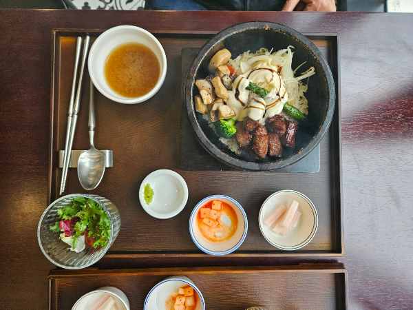 동동식당-큐브스테이크덮밥