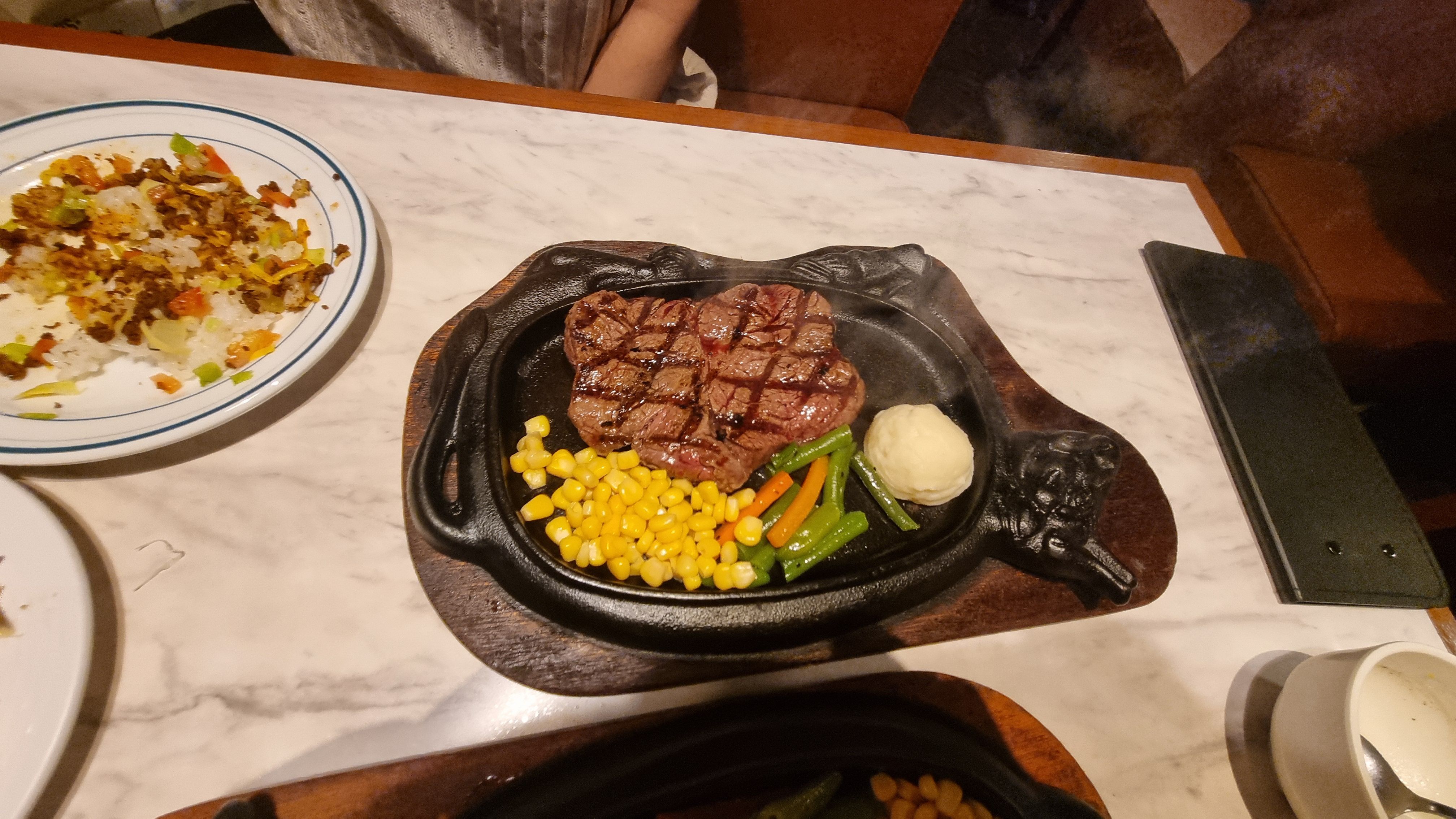 국제거리88스테이크