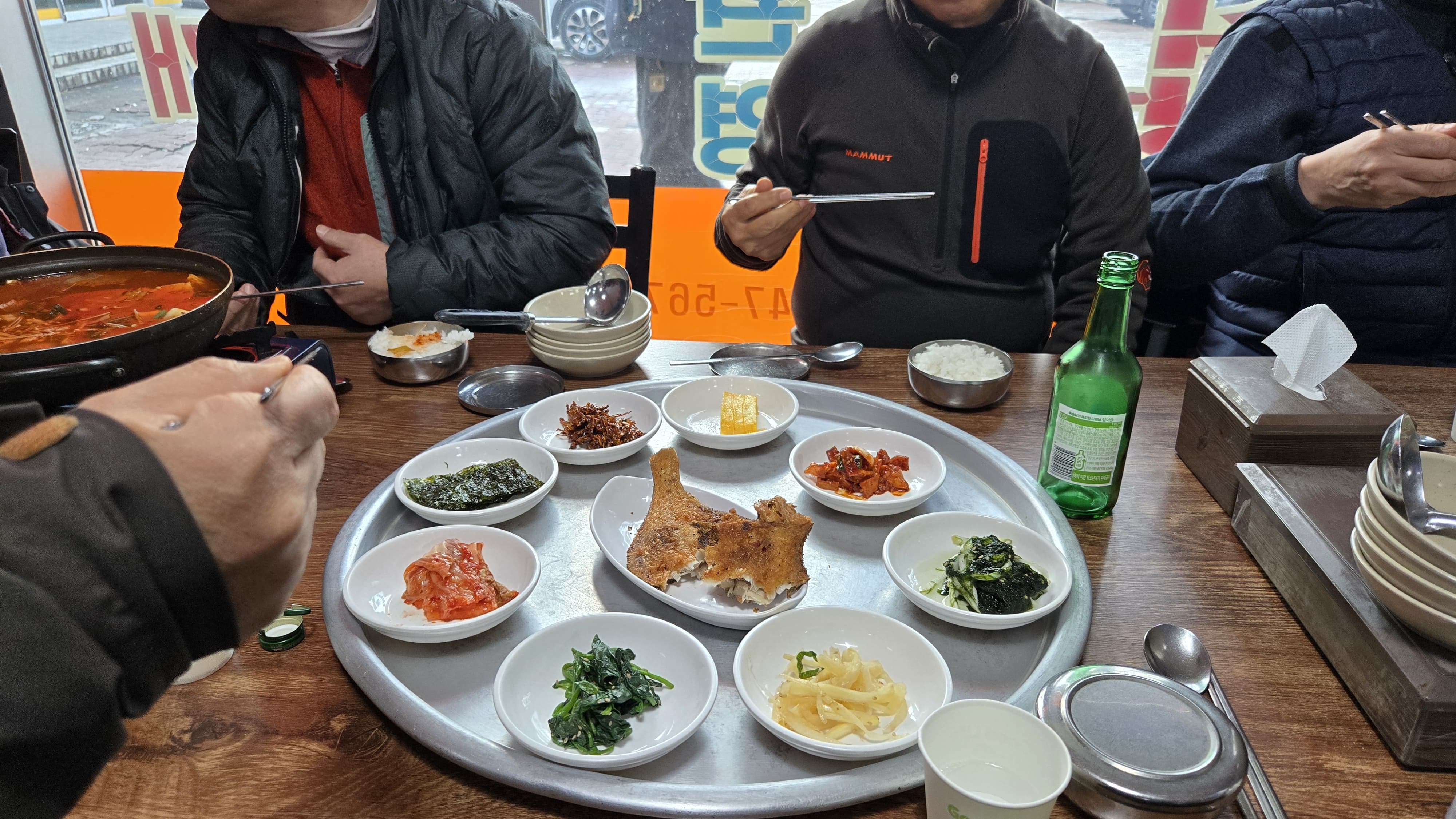 산행 전 “따뜻한 한 끼”가 주는 안정감. 출발 에너지가 달라집니다