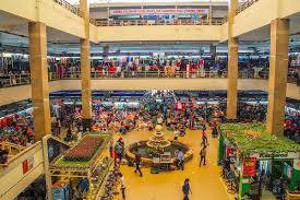  호찌민 묘소 &amp; 바딘 광장과 동쑤언 시장(Dong Xuan Market) (출처:VinWonders/트립어드바이저)