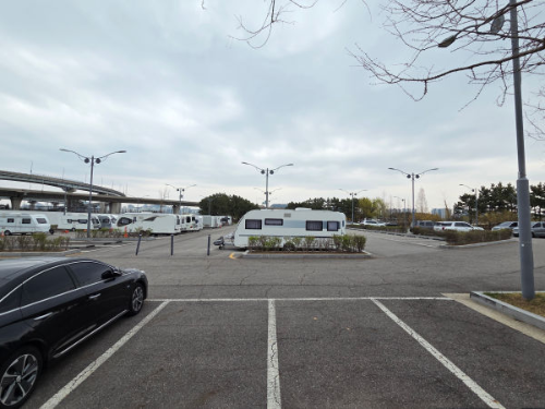 송도달빛축제공원_주차장