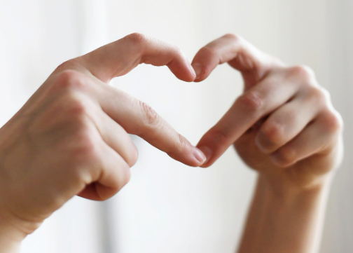 가족과 함께하는 5분 루틴 대화로 시작하는 아침