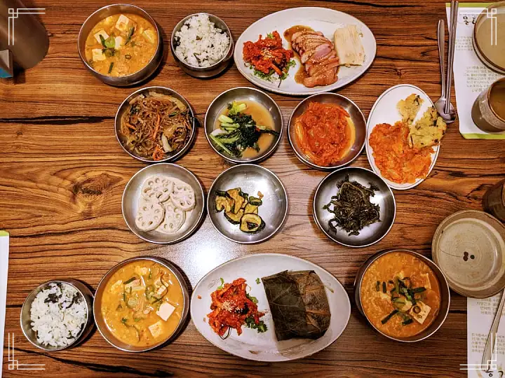 진심 가득 건강 담은 맛 시청역 북창동 맛집 추천 생방송투데이 약선 참게 연잎밥 전복 보리굴비 황태 떡갈비 한정식 게장과 메밀면의 만남! 게눈 감춘면 오늘방송 리얼 맛집