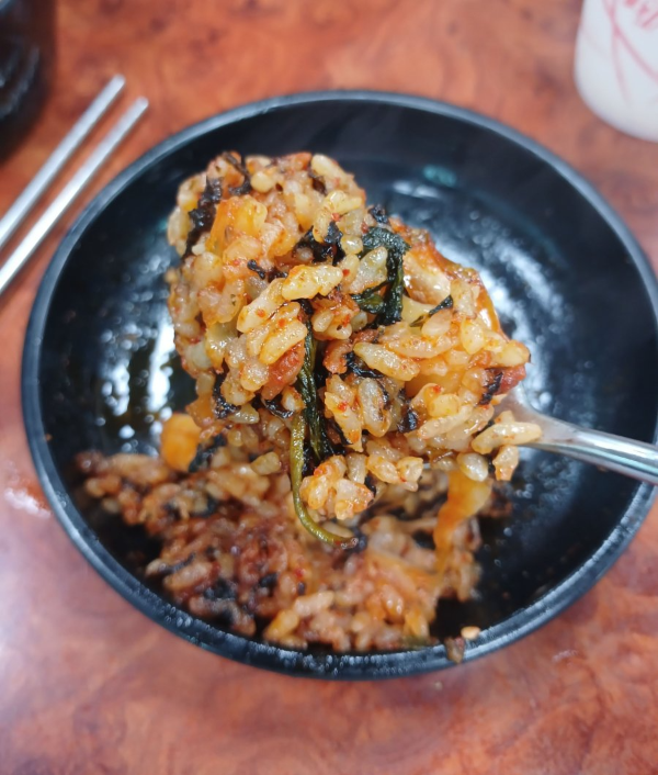 학곡리 볶음밥 한입