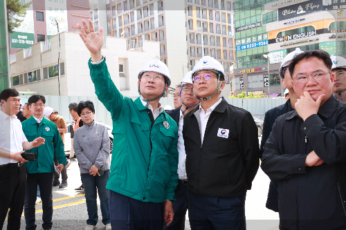 이상일 시장 서천동 크레인 전도 현장방문