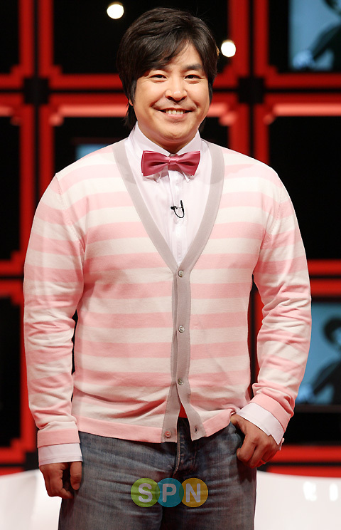 김완태 아나운서 나이 프로필 키 결혼 부인 인스타 파업 과거 리즈