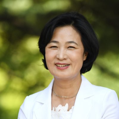 추미애 관련주