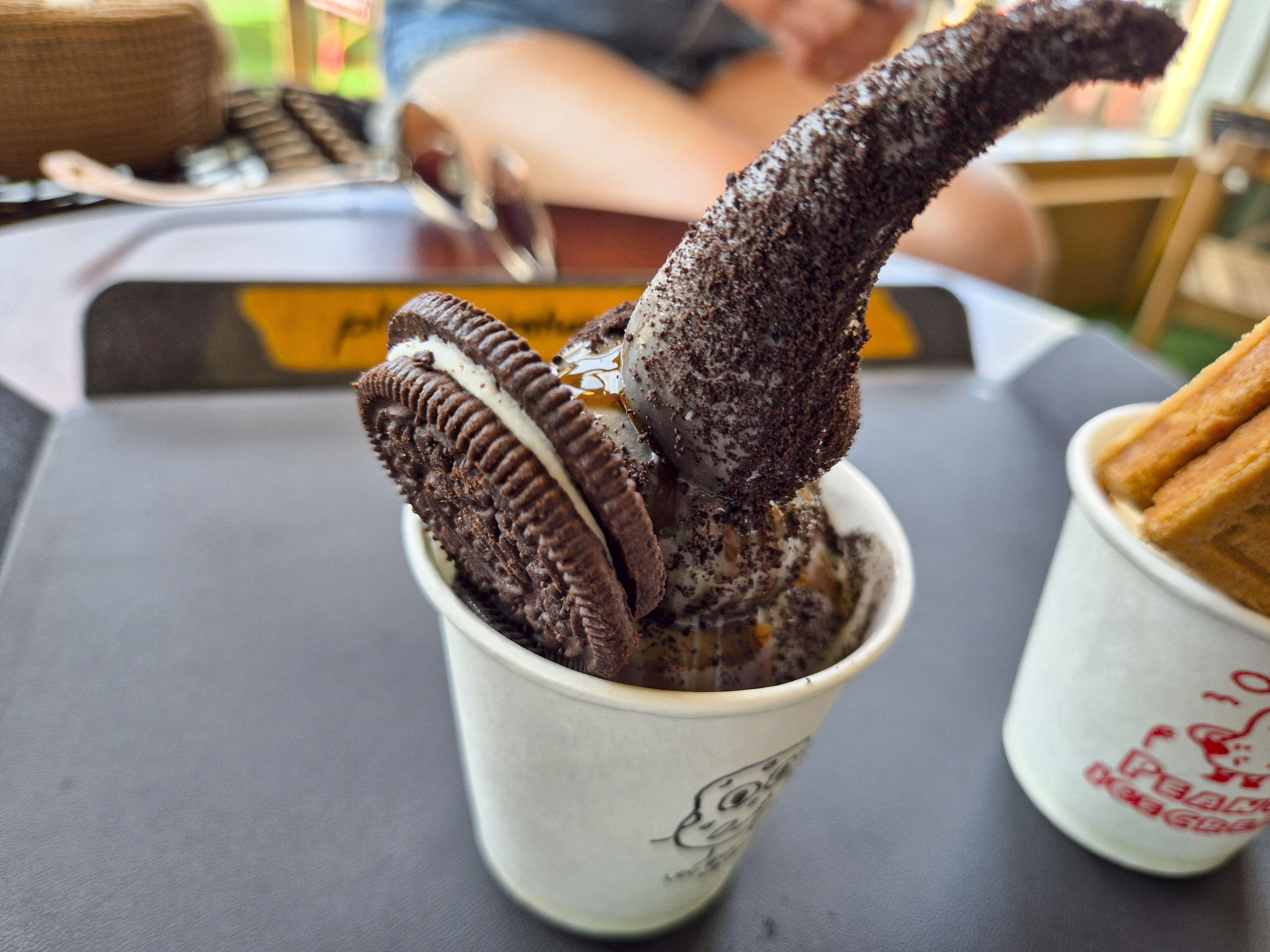 우도샌드의 현무암 아이스크림