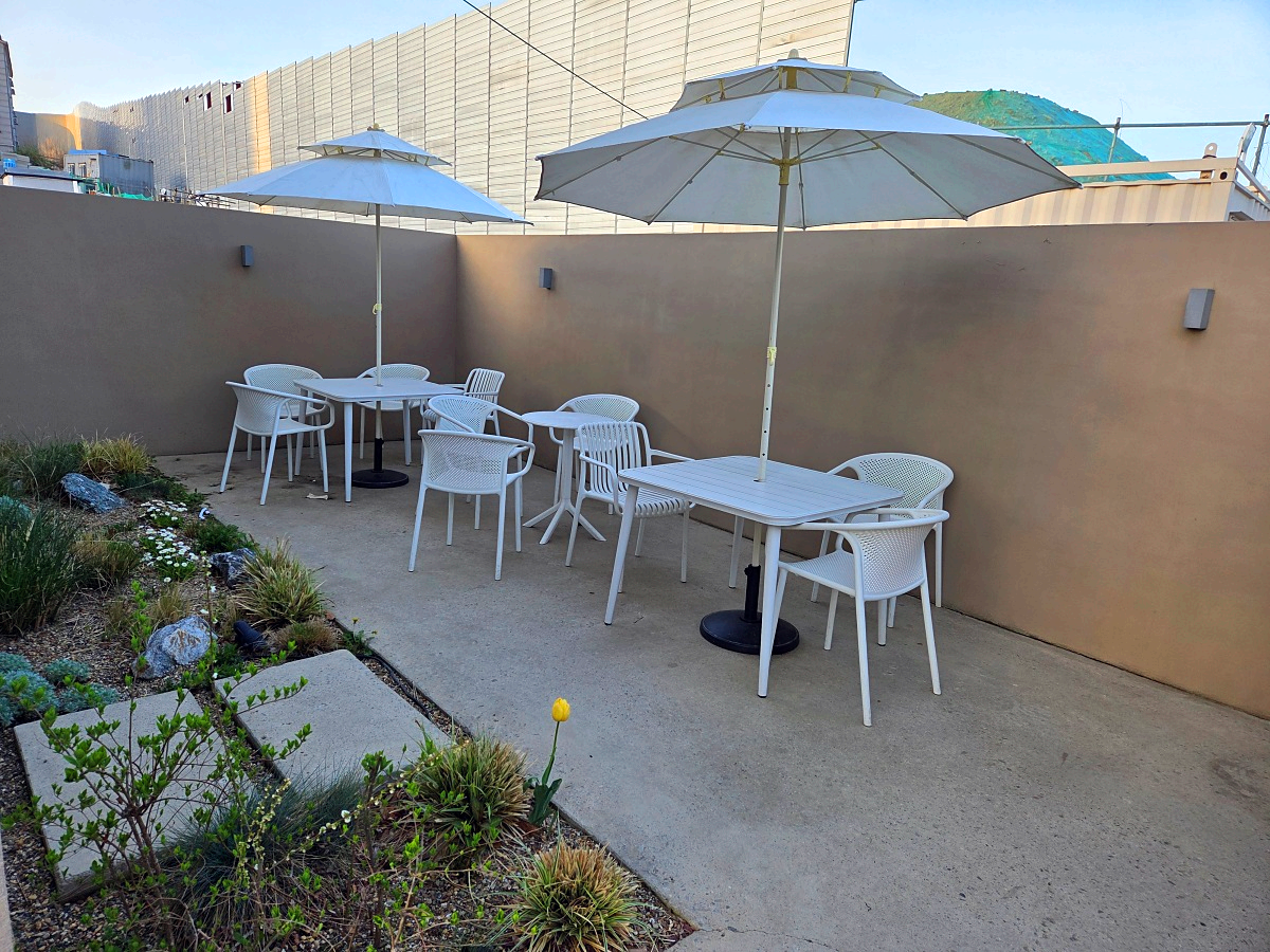 인천 검단 감성 브런치 카페 온안: 모던하고 따스한 분위기 맛집