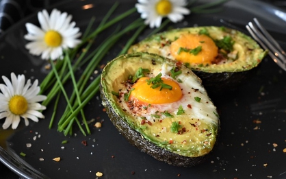 아보카도 토스트