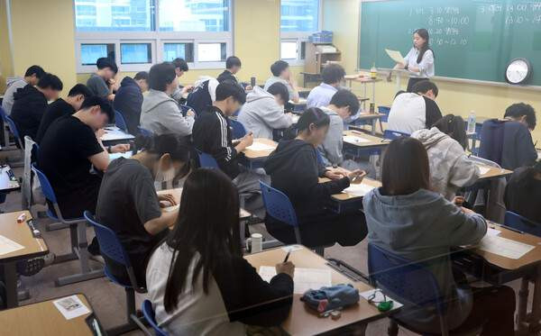 6월 모평 N수생 역대 최대: 사탐런 심화 및 내신 개편 대비 필수 대입 전략