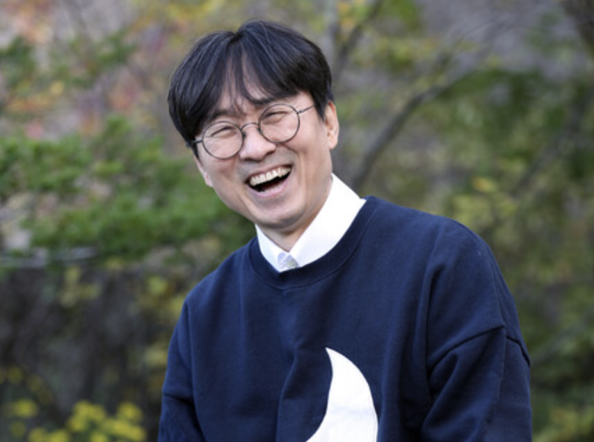 장항준 눈웃음