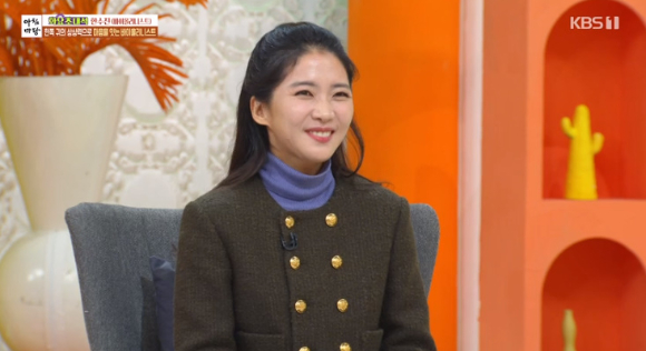 한수진 바이올리니스트가 KBS1 &#39;아침마당&#39;에 출연해 대화를 나누고 있다. [사진=KBS 방송화면 캡처]