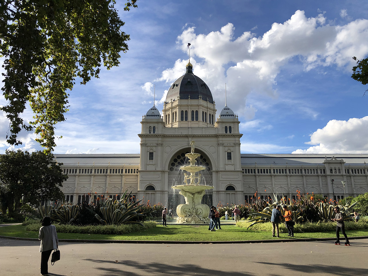 멜버른 왕립전시관 분수대