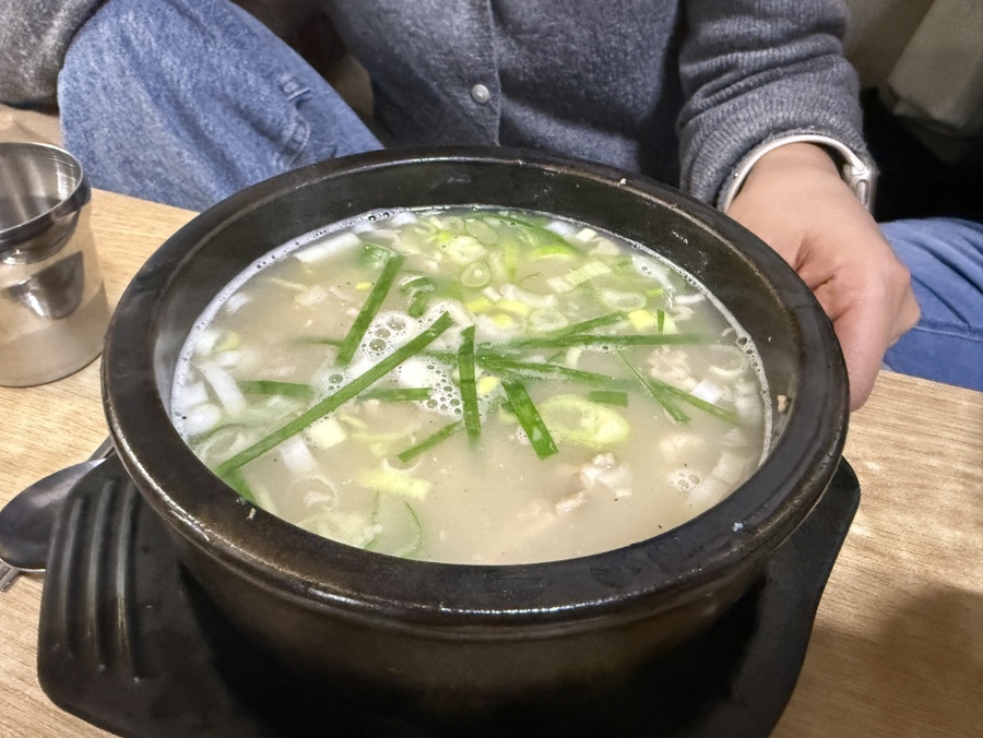부산 남포동 일미밀면 국밥 메뉴 뜨끈한 국물 음식 비주얼
