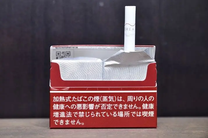 이미지 컬러는 적갈색. 레귤러 중 가장 진한 따뜻한 색상의 컬러링입니다