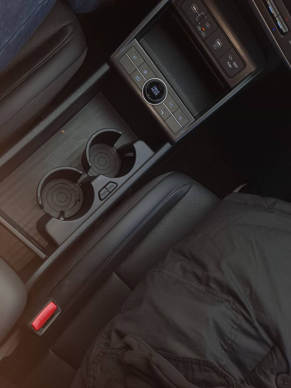 올뉴코나 컵홀더