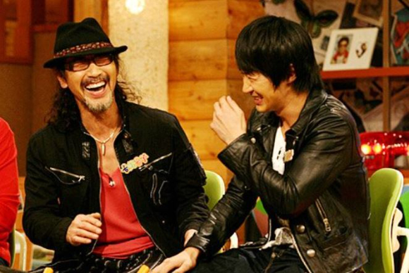 '야심만만'에 함께 출연한 찰리박과 전진. [사진=SBS]