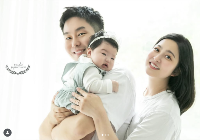 곽정욱 박세영 부부가 공개한 가족사진 - 곽정욱 딸 최초 공개 mom 관련 추가 사진