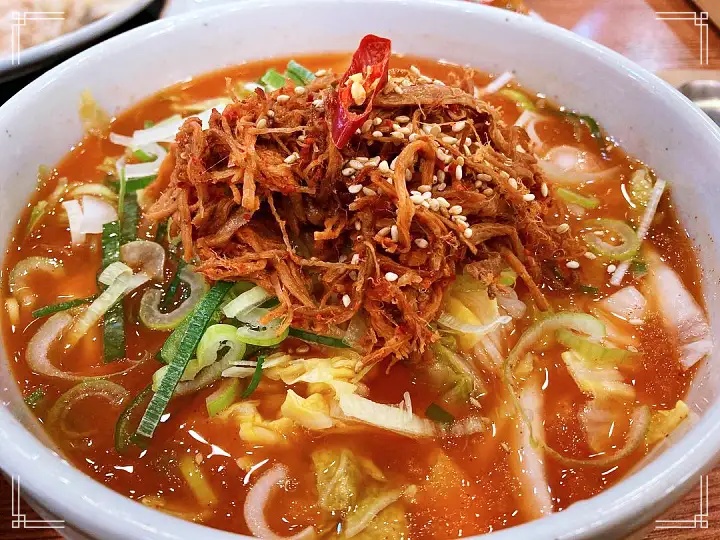 백반기행 김용림 편 이북식 손만두 전골 만둣국 평양식 만두전골 김포 맛집 소개