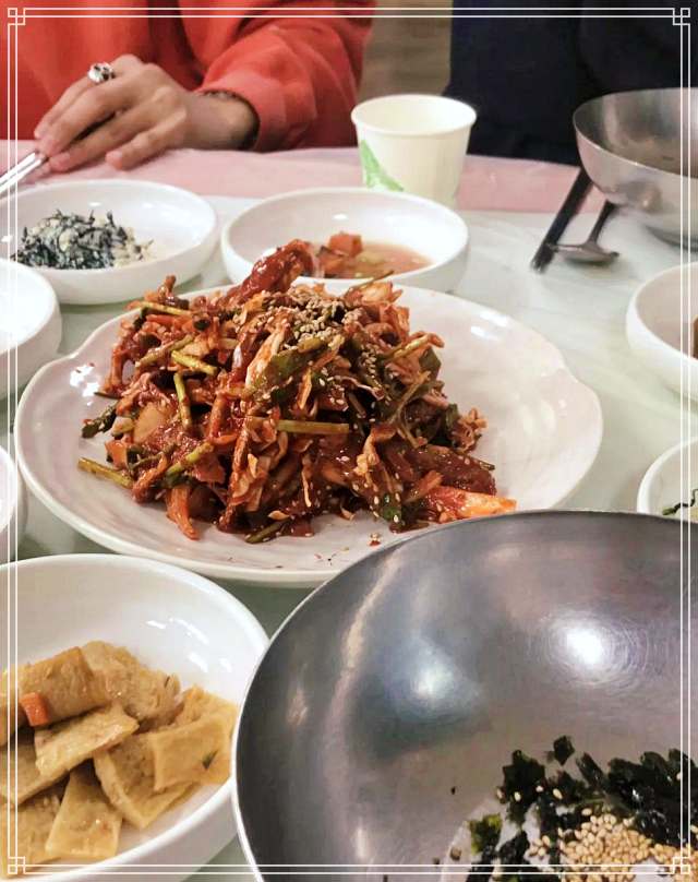 남해 독일마을 맛집 생멸치 조림, 멸치 쌈밥