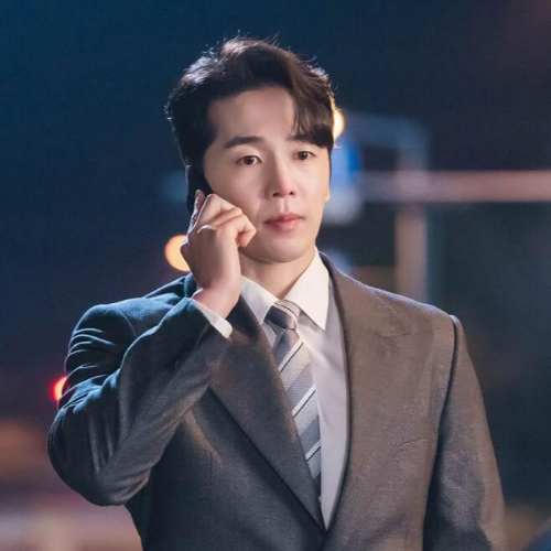 황금가면 강동하 배우 사진