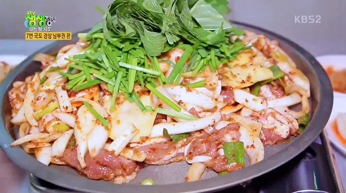 투데이 맛있는 메뉴 간판없는 백숙집 오리 불고기, 잔치국수, 도토리묵 맛있는 식당 추천 부산 만덕 맛집