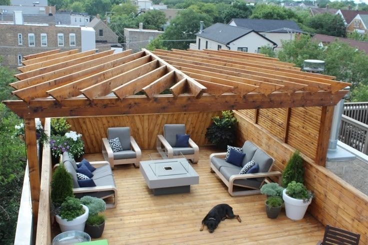 소형 아파트를 위한 실용적인 인테리어와 발코니 조경 아이디어 제안 관련 사진