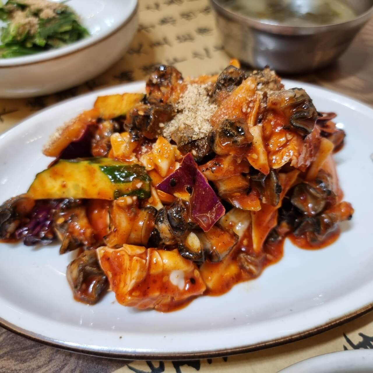 토밥 토요일은 밥이 좋아 우렁이 강된장 쌈밥 경주 맛집