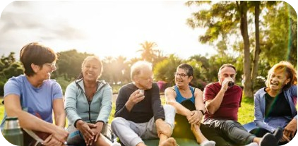 갱년기를 잘 보내는 중년 여성과 남성