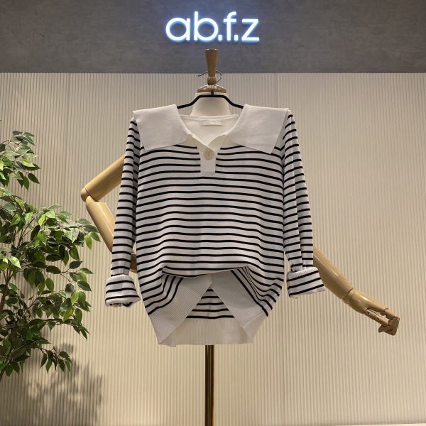 ab.f.z 에이비에프지 ㈜ 대백프라자 세일러 카라 스트라이프 니트 - aow1hw56c