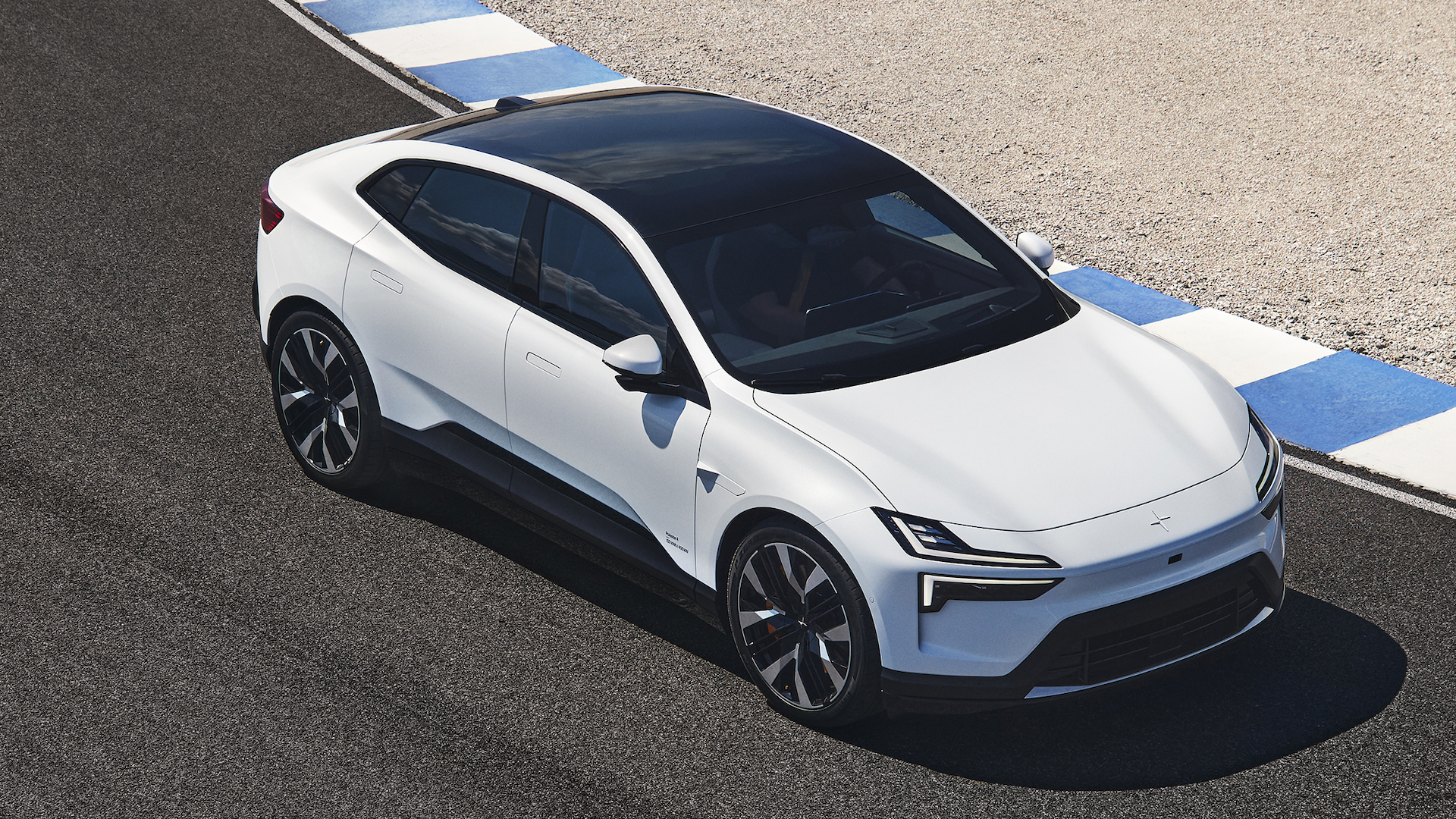 폴스타 폴스타 4