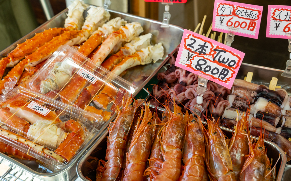 츠키지 시장 킹크랩 새우 오징어