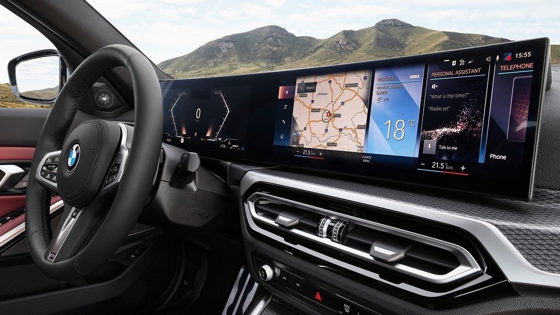 BMW 3시리즈 7세대 모델 네비게이션 사진