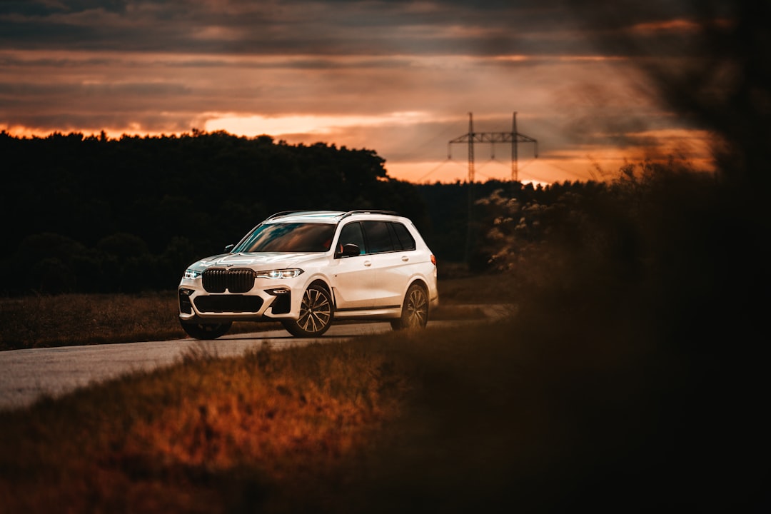 SUV