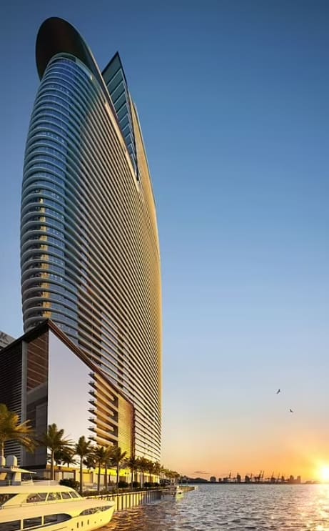 애스턴 마틴이 디자인한 마이아미의 럭셔리 아파트 VIDEO: Stunning Downtown Miami apartment block by Aston Martin nears completion