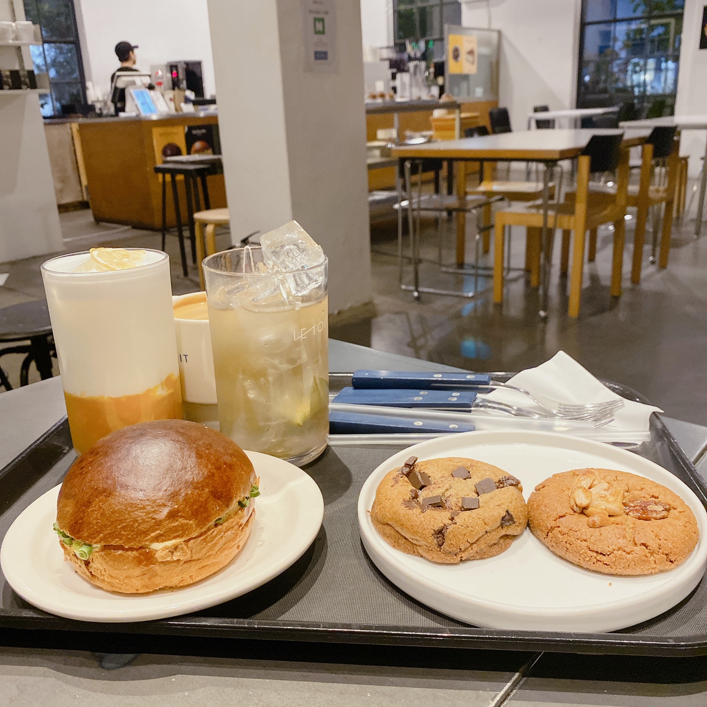 카페 어반르토아 제주 구남동 제주교육박물관 번 bun 맘카페 브런치카페