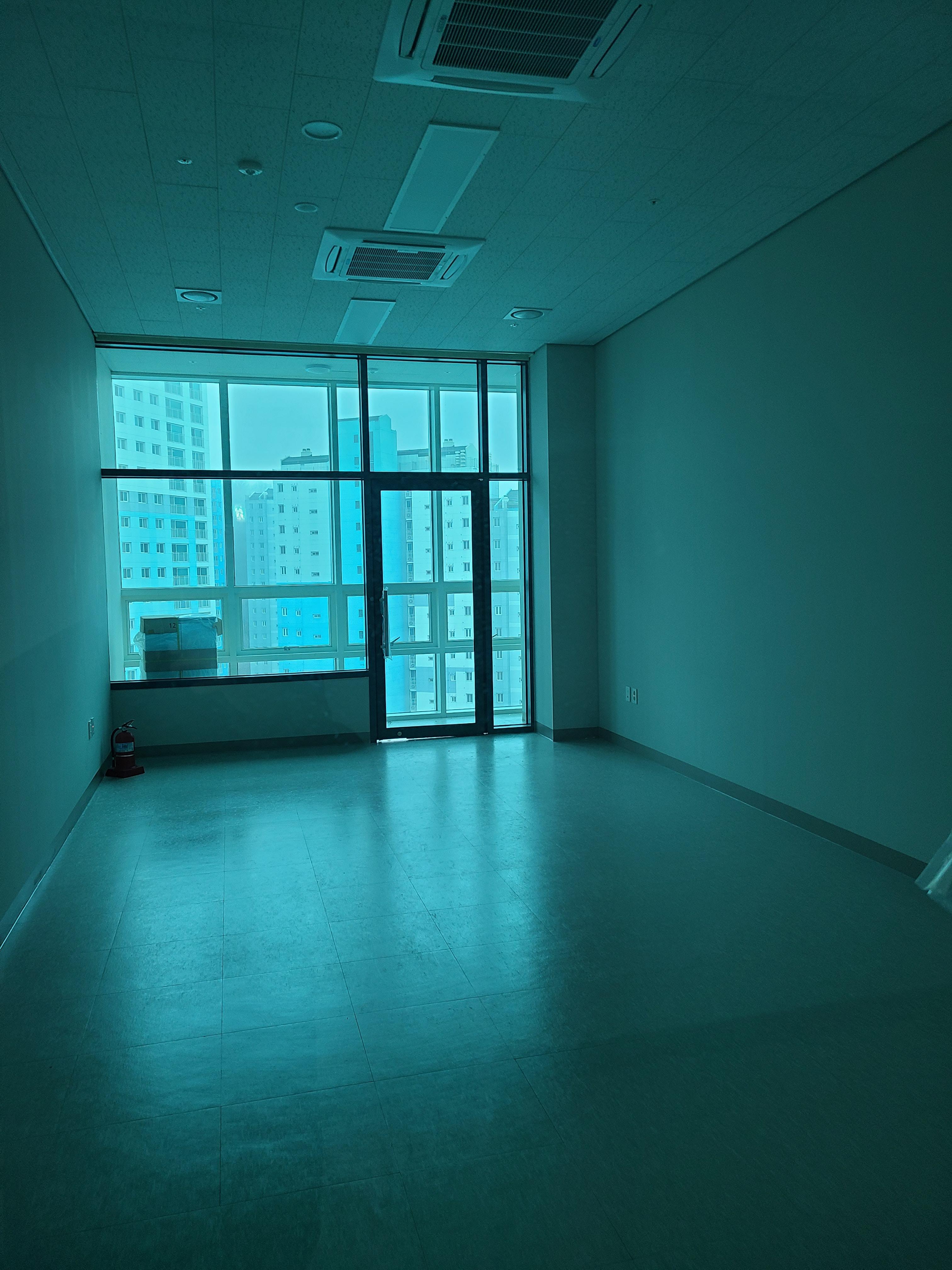 DMC 향동 스타허브플러스 사무실2