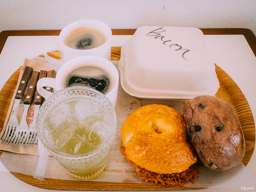 1059-3 베이글앤카페