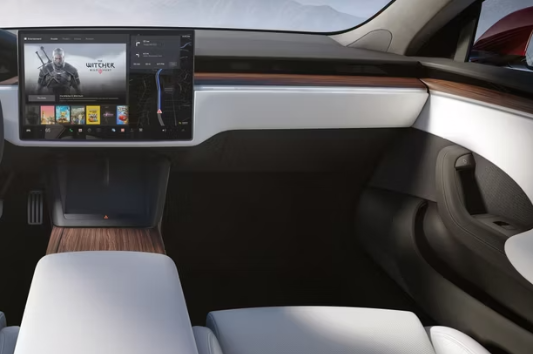 테슬라 모델S 내부 디자인