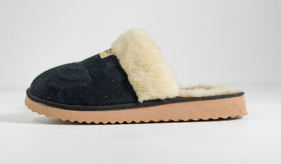 어그슬리퍼 추천 순위 TOP 5(24년 11월) - 어그슬리퍼 관리법부터 코디&amp;#44; 사이즈 선택까지