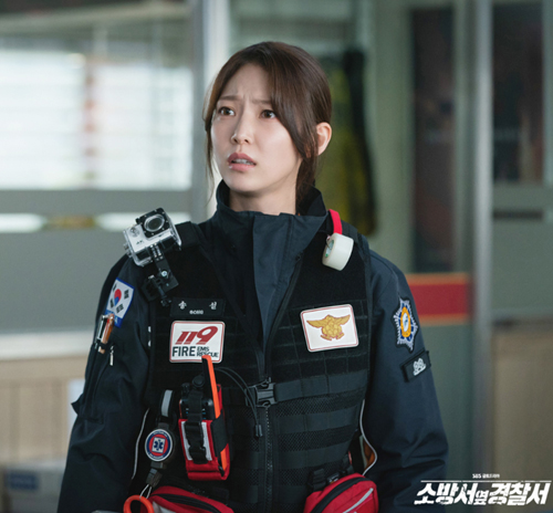 소방서 옆 경찰서