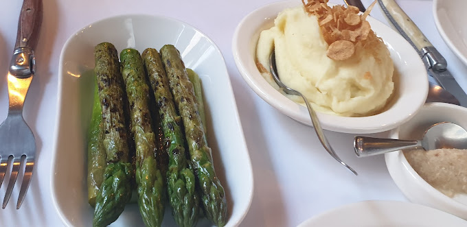 판교 운중동 스테이크 '제로투나인'