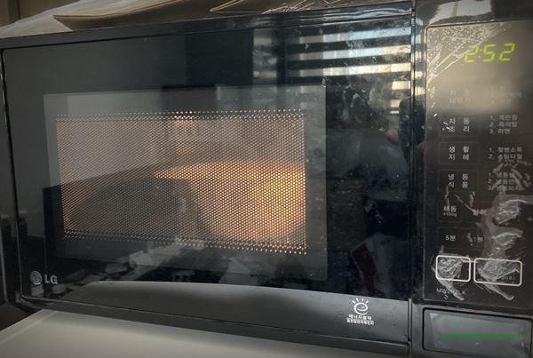 오뚜기 뼈없는순살 삼계탕 2022년 7월 전자렌지에 데우기