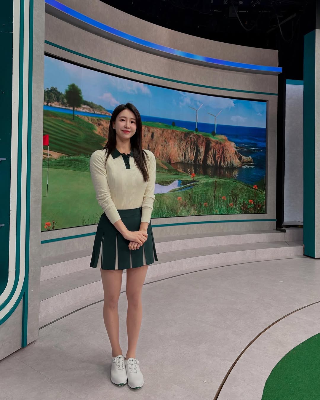 이지현 아나운서 골프 방송 스튜디오