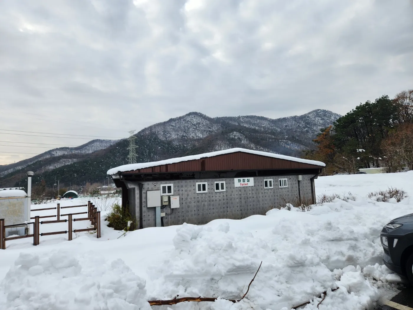 수리산-매쟁이골-공용화장실