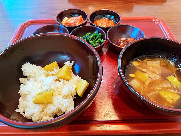 생생정보마당 사찰 음식 종로 인사동 맛집 위치 가격