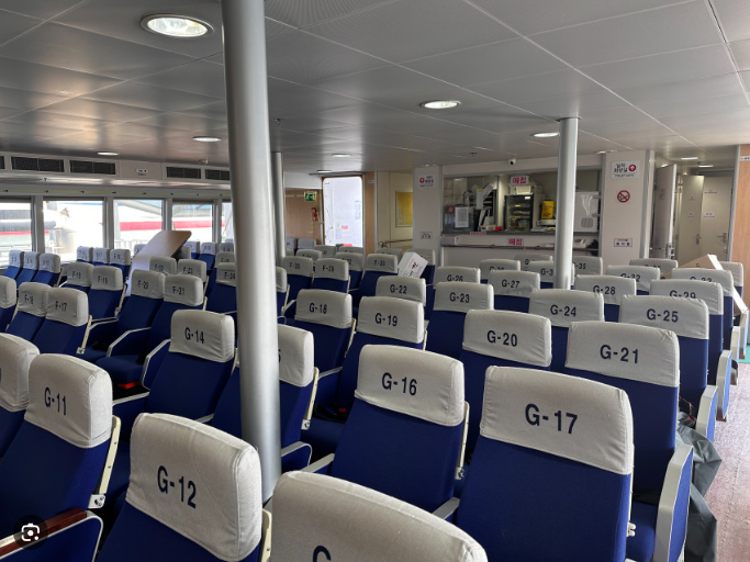 대마도행 배편 씨플라워호의 모습