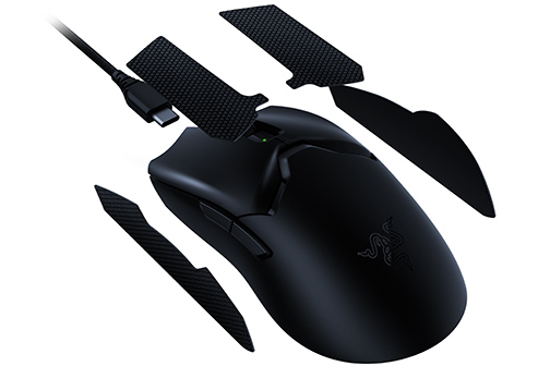 마우스 표면에 붙이는 미끄럼 방지용 '그립 테이프'도 포함되어 있다